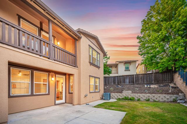 2660 Flintlock Ln, Rocklin, CA 95765