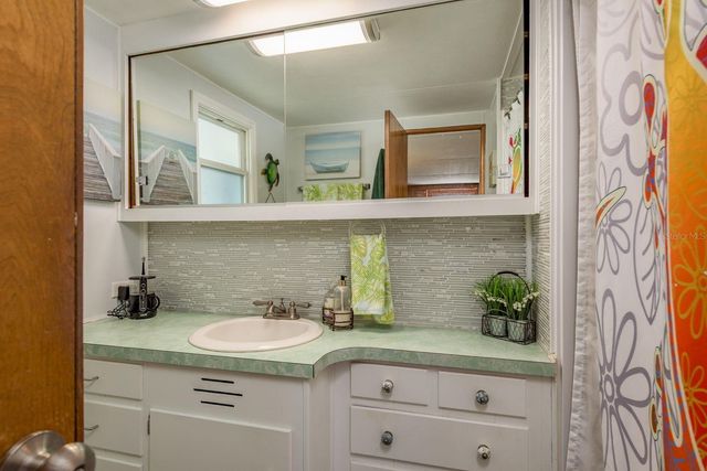 20000 US HIGHWAY 19 N 629, Clearwater, FL 33764