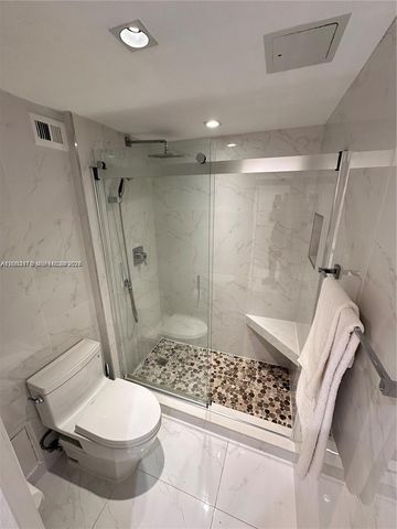 2301 Collins Avenue 611, Miami Beach, FL 33139