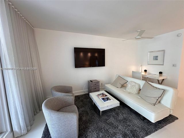 2301 Collins Avenue 611, Miami Beach, FL 33139