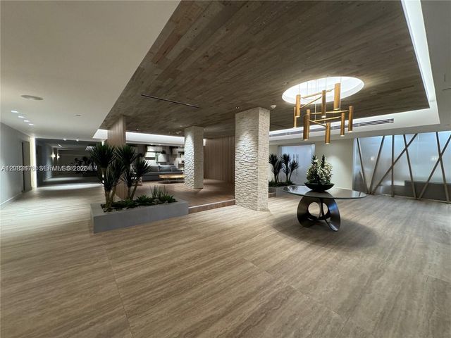 2301 Collins Avenue 611, Miami Beach, FL 33139