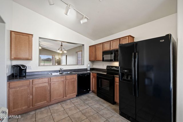 30472 N SUNRAY Drive, San Tan Valley, AZ 85143