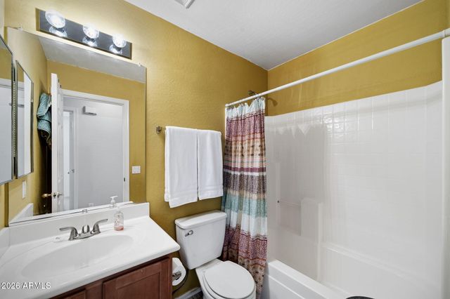 30472 N SUNRAY Drive, San Tan Valley, AZ 85143