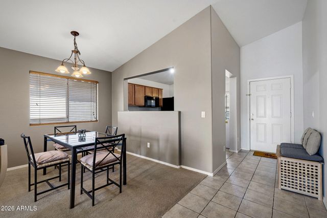 30472 N SUNRAY Drive, San Tan Valley, AZ 85143