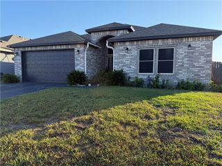 6901 Mets Ct, Corpus Christi, TX 78414