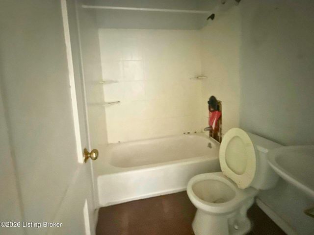 2901 Montana Ave, Louisville, KY 40208
