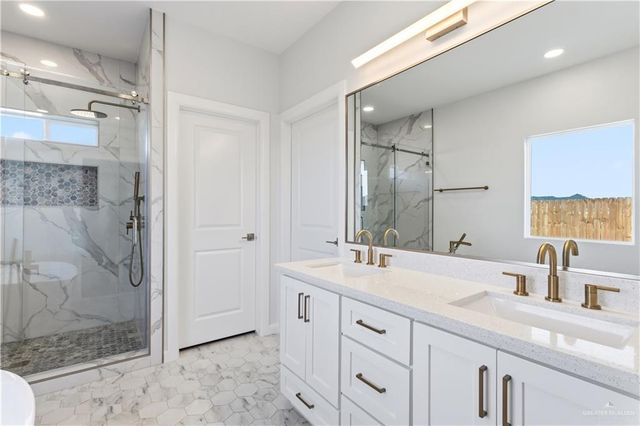 2905 Arboledas Drive, San Juan, TX 78589