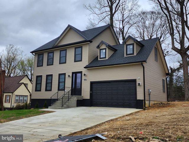 2106 SHADYSIDE AVE, Suitland, MD 20746