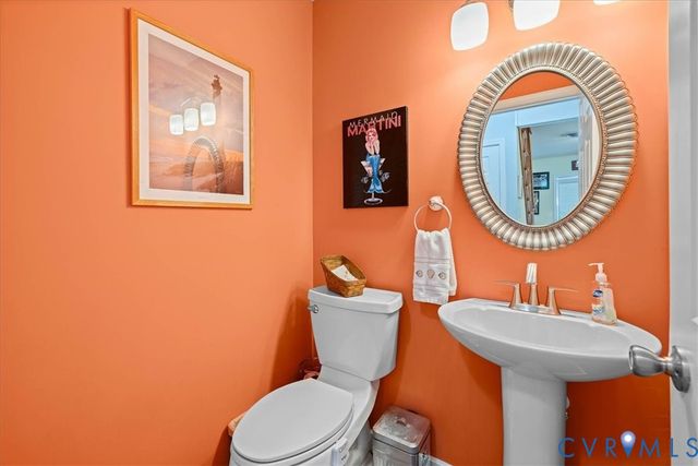 683 Villa Rd, Claremont, VA 23899