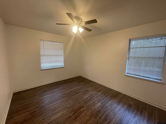 3301 Brookside Dr, Tyler, TX 75701