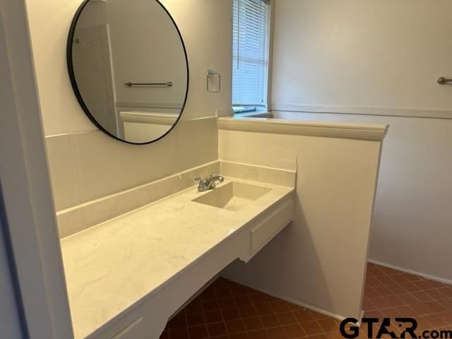 3301 Brookside Dr, Tyler, TX 75701