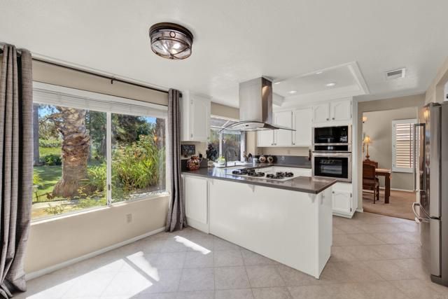 3761 Hillview Way, Oceanside, CA 92056