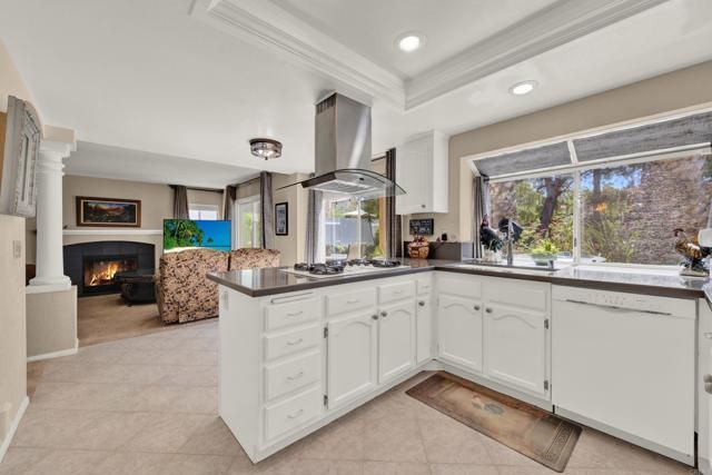 3761 Hillview Way, Oceanside, CA 92056