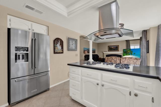 3761 Hillview Way, Oceanside, CA 92056