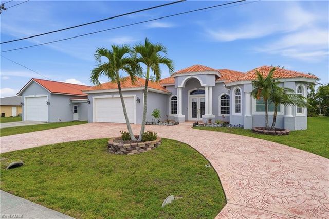219 Gleason PKWY, Cape Coral, FL 33914
