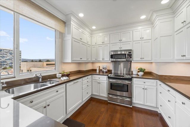 20 W 3rd Avenue 601, San Mateo, CA 94402