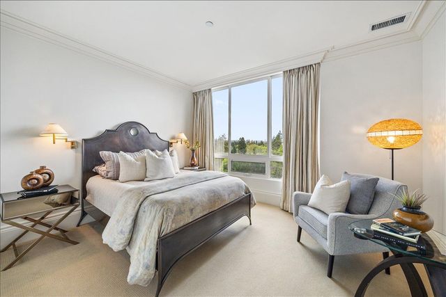 20 W 3rd Avenue 601, San Mateo, CA 94402