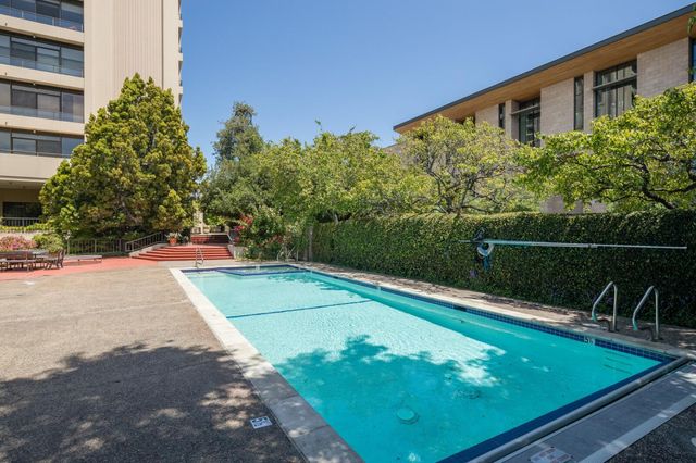 20 W 3rd Avenue 601, San Mateo, CA 94402