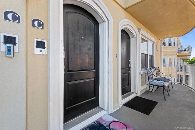 171 Beach 100th Street 9C, Rockaway Park, NY 11694