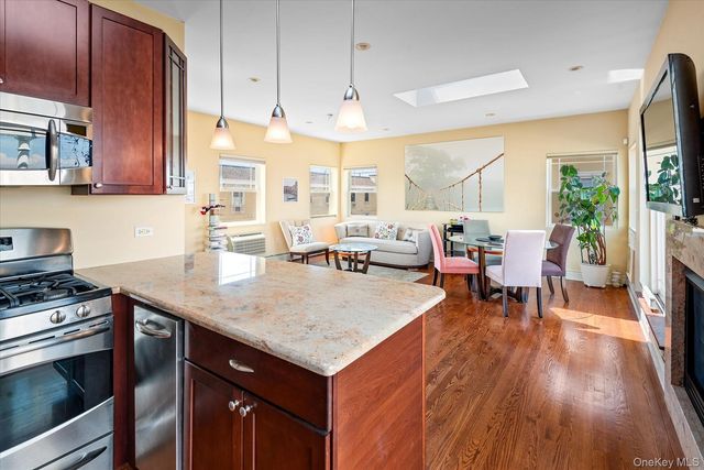 171 Beach 100th Street 9C, Rockaway Park, NY 11694