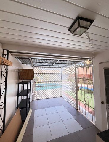 1077 SW 2nd Street 2, Hallandale Beach, FL 33009