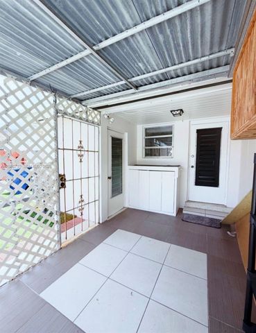 1077 SW 2nd Street 2, Hallandale Beach, FL 33009