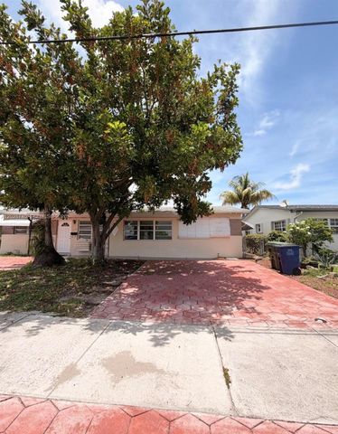 1077 SW 2nd Street 2, Hallandale Beach, FL 33009