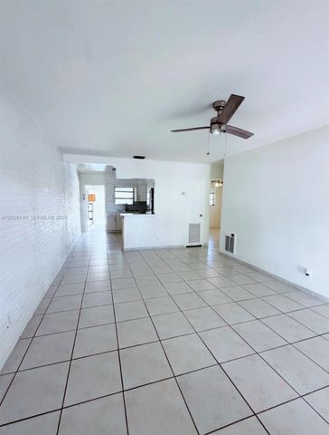1077 SW 2nd Street 2, Hallandale Beach, FL 33009