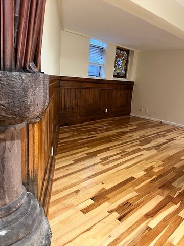 17 Bow Street 21, Somerville, MA 02143