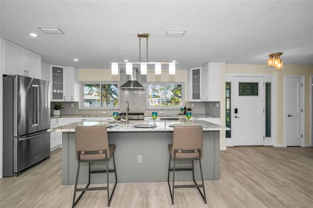 94 NICHOLAS DRIVE, Dunedin, FL 34698