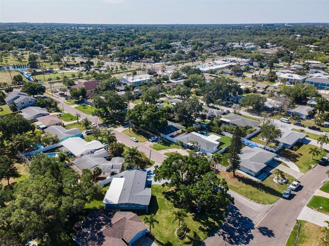 94 NICHOLAS DRIVE, Dunedin, FL 34698