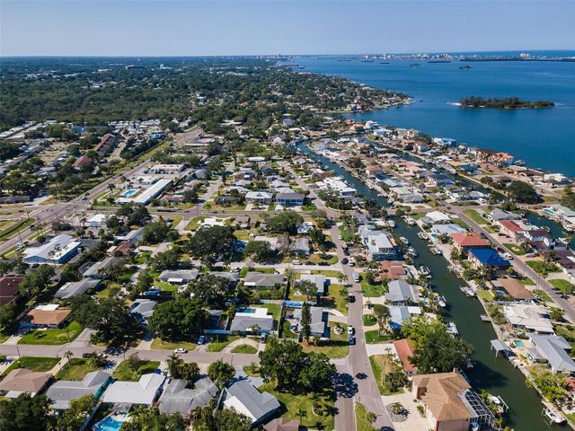 94 NICHOLAS DRIVE, Dunedin, FL 34698