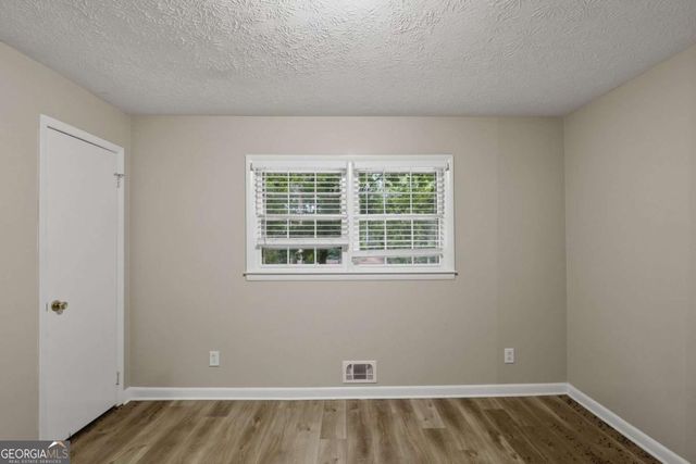 2115 Pine Knoll Circle NE, Conyers, GA 30013