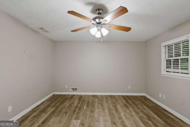 2115 Pine Knoll Circle NE, Conyers, GA 30013