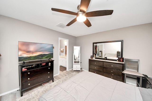 8218 Radial Court, Rosharon, TX 77583