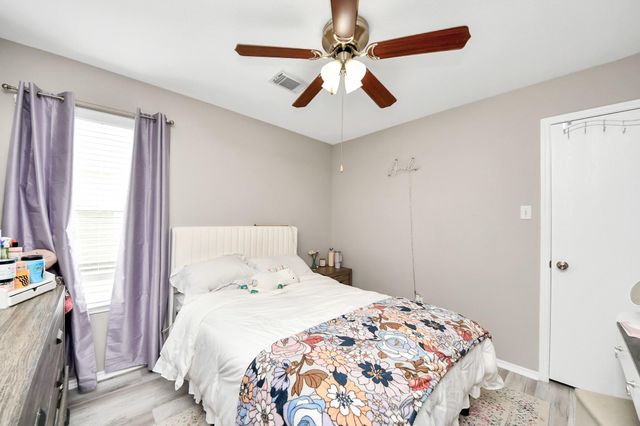 8218 Radial Court, Rosharon, TX 77583