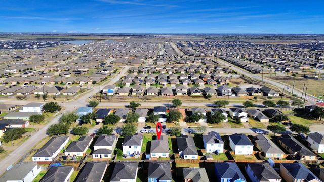 8218 Radial Court, Rosharon, TX 77583