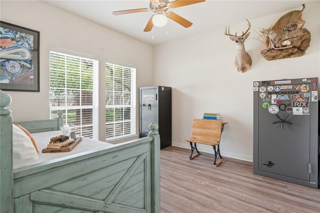 2030 4th St, Ingleside, TX 78362