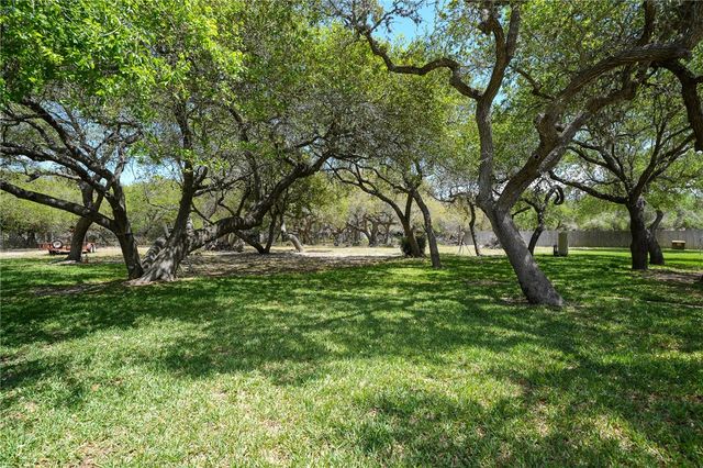 2030 4th St, Ingleside, TX 78362