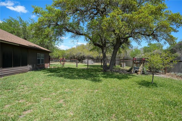 2030 4th St, Ingleside, TX 78362