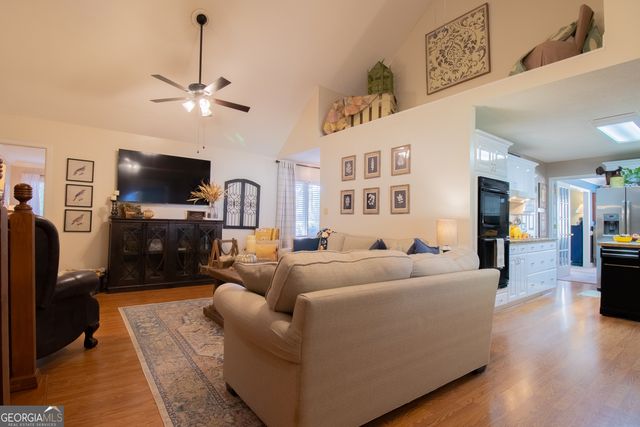 201 Beaver Run Drive, Warner Robins, GA 31088