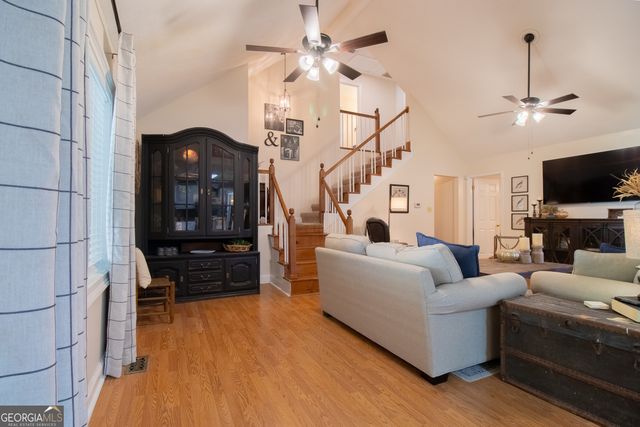 201 Beaver Run Drive, Warner Robins, GA 31088