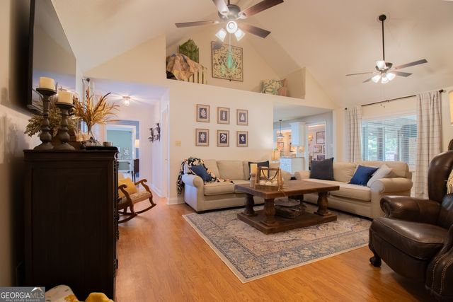 201 Beaver Run Drive, Warner Robins, GA 31088