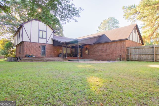 201 Beaver Run Drive, Warner Robins, GA 31088