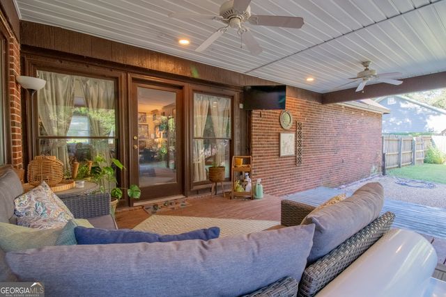 201 Beaver Run Drive, Warner Robins, GA 31088