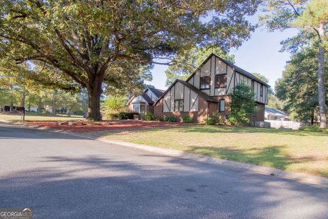 201 Beaver Run Drive, Warner Robins, GA 31088