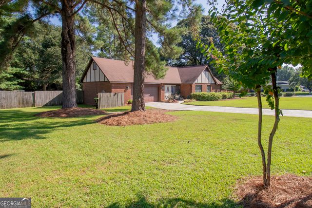 201 Beaver Run Drive, Warner Robins, GA 31088