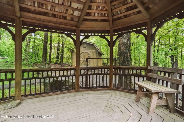 425 North Lake Road, Tannersville, NY 12485