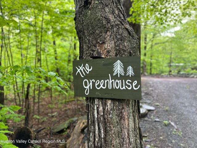 425 North Lake Road, Tannersville, NY 12485