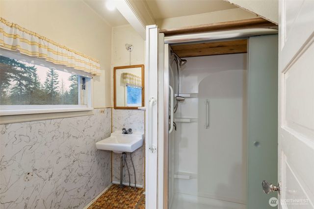 7111 Larson Lane NW, Seabeck, WA 98380